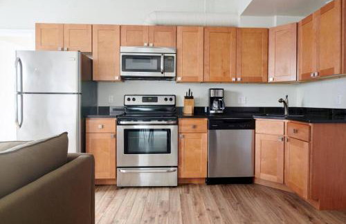 Bold and Spacious 2 Bed in Boston Financial District - Photo 6