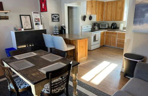 Cozy Tree-Area Home in Laramie - Foto 12