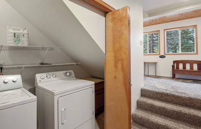 Truckee Pines Retreat Game Room & Forest Views - Foto 32