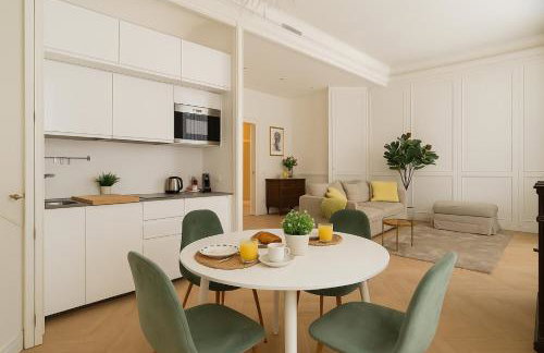 Master Suite with Boiserie Ultra Wi-Fi-AC-Near Sea - Foto 1