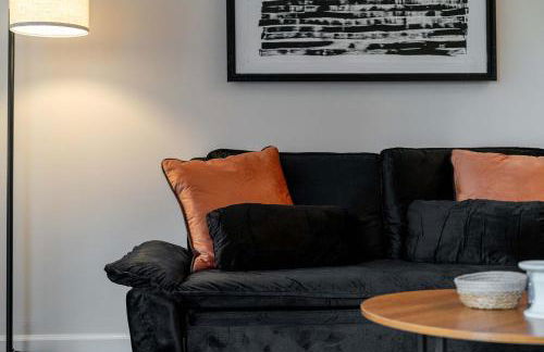 Riviere Apartments King Bed Suite & Pool & Gym & Pet Friendly & Near Epic Universe - Foto 22