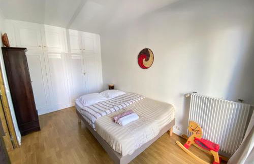 Chez Fiatope - Appartement Calme avec balcon & Parking, proche T6 - Foto 9