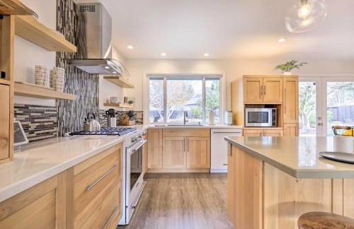 Peaceful Windsor Retreat with Private Hot Tub! - Foto 10