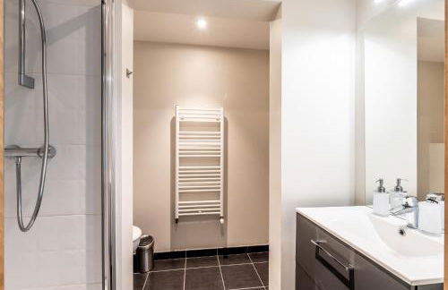 Unique à Nantes ! Loft moderne avec rooftop 10pers - Foto 24