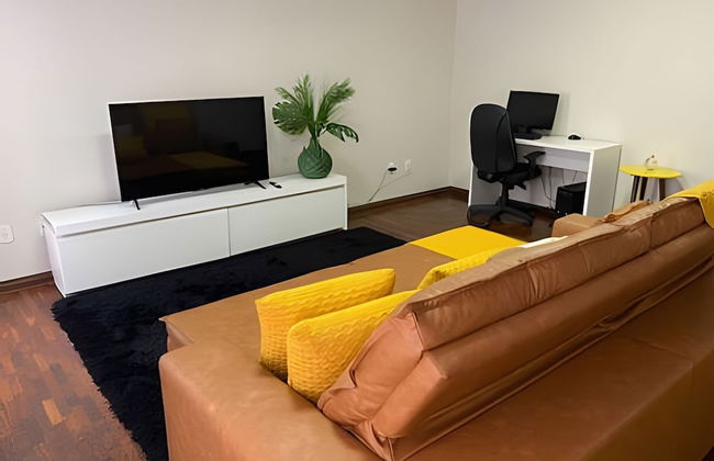 Casa Ampla 1 suite 2quartos churras e AC - Foto 18