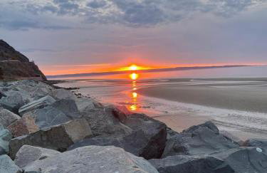 Fantastic sea views at Century's old Alma's Cottage - Sleeps up to 8 guests - Foto 27