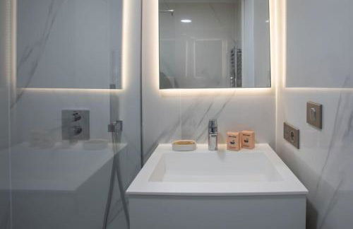 #11 Alex suite terrace parking AC 2 BDR 5mins to sea - Foto 19