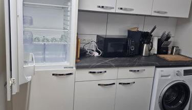 200qm Work and Stay 4 Schlafzimmer jedes Zimmer mit eigenem Badezimmer, Neu Modernisiert - Foto 2, stove, dishwasher, toaster