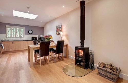 Willow Lodge, Hot Tub, Woodburner - Foto 10