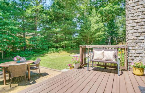 4 Mi to Bristol Beach! Coastal Retreat with Pond - Foto 24