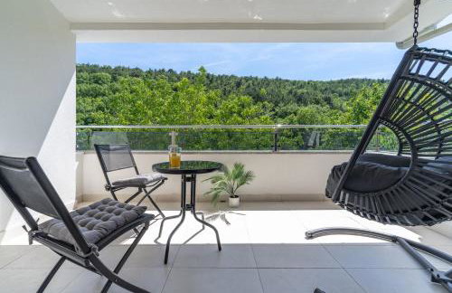 Villa Zara with 32 sqm heated Pool, Jacuzzi, Billiard, Tennis table, 8pax - Photo 35