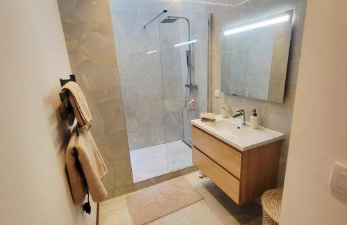 Exceptional 3-room apartment in quiet Cannes - Photo 26