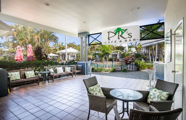 Ivory Palms Resort - Photo 2