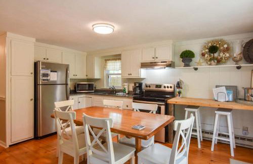 Great Home with Game Space 0 8 miles from Cooks Brook Beach - Foto 2