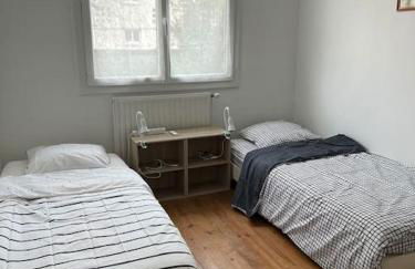 Maison indépendante avec 6 chambres proche du tram A - Foto 21