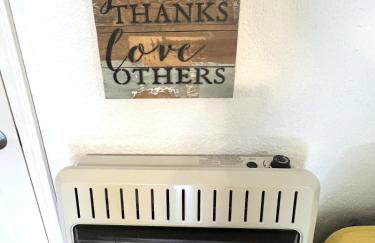 Private Lower Level Suite in Home-Sep Entrance! - Foto 17