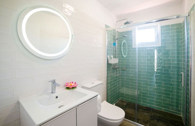 Appealing Holiday Home in La Escalona With Mountain Views - Photo 23