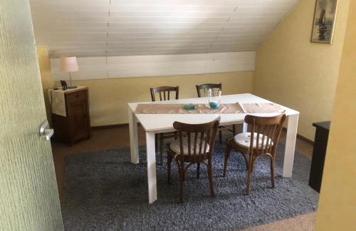 Ironico Homestay 4 Schlafzimmer Ferienwohnung 100 m2 nahe Bostalsee - Foto 14