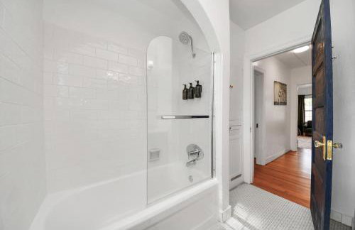 Serene Studio Escape - EADO HTX 1 - Foto 62