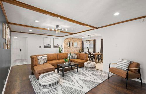 6BD Modern Rustic Retreat - Yard Pool & BBQ - Foto 9