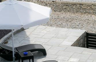 Mermaid Beachfront Villa - Photo 30