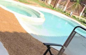 Chácara Prainha JK com piscina praia no quintal de casa - Foto 35