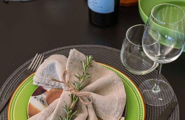 Comfy 1-bedroom Apartment With Side Seaview - Foto 40