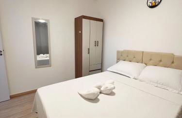 Aconchego proximo Praia e Aeroporto com ar by Apê - Foto 17