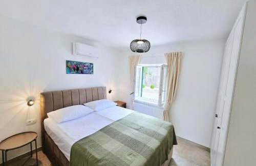 Mare`s Private House 1st floor with Pool - Foto 56