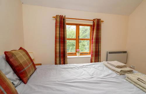 Byrdir Cottage - Photo 25