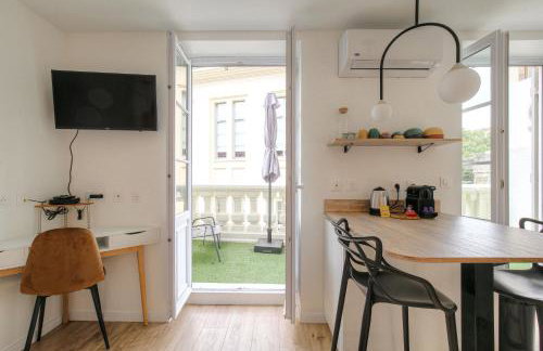 Joli studio climatisé avec terrasse - Lyon centre - Photo 4