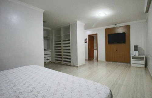Casa com Piscina e Churrasqueira em Taguatinga - Foto 30
