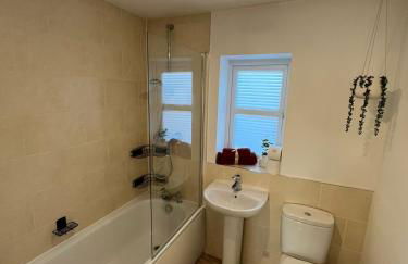Modern 3 bed Semi-detached - Foto 11