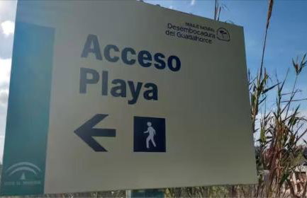 GUADALMARINA - Playa, Naturaleza y Ciudad - Foto 32