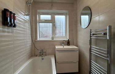 Stylish 3-Bed Countryside House, Peace & Privacy - Foto 15