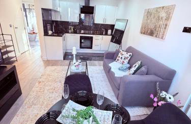 Cozy Escape Garden Flat - Photo 1