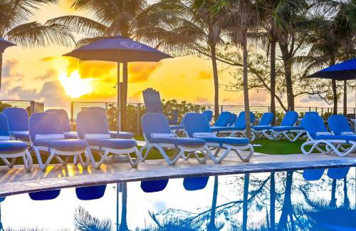 Luxury Top-Level Oasis - Oceanfront Views & Resort Perks - Foto 7