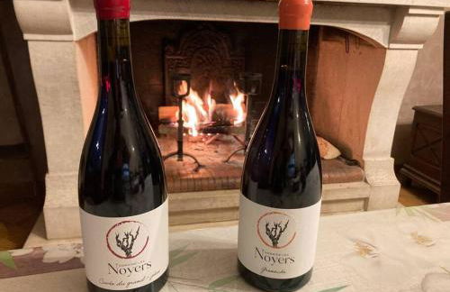 Haut de maison et piscine dans un domaine viticole - Foto 2