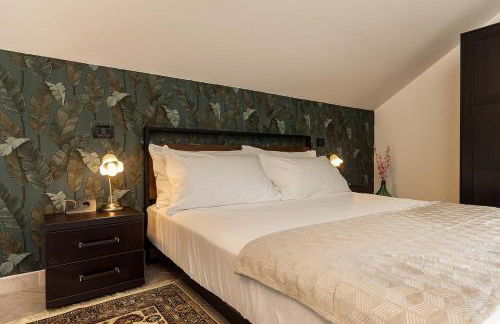 Kejani attic apt Scenic Views, Lux bath, Fast Wi-fi - Foto 45