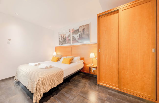 Stay U-nique Apartments Eslava - Photo 16