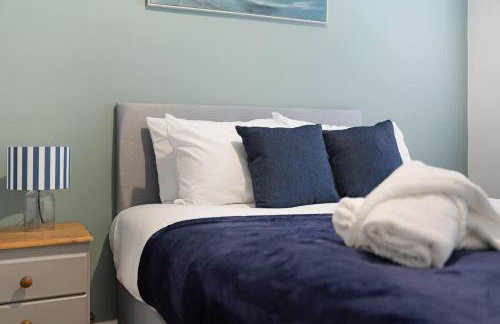 Stylish 4BR Retreat Near Town Centre - Foto 35