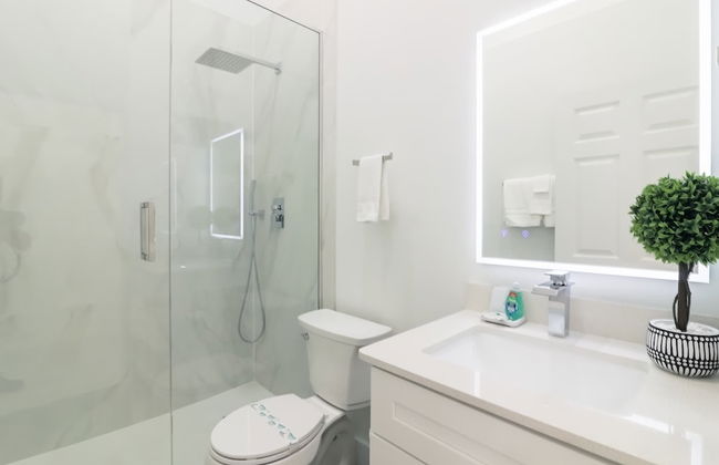 Modern Dream Disney Vacation Getaway Pool - Foto 20