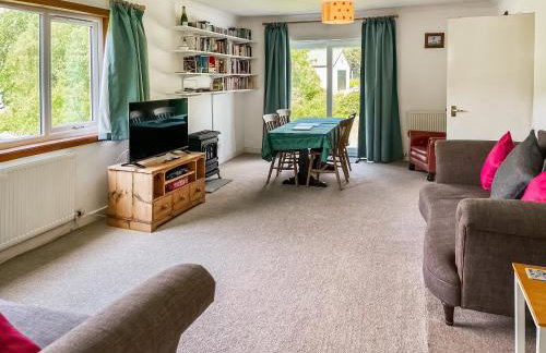 The Cottage - Photo 2