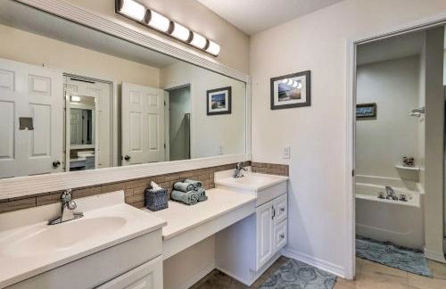 Sunshine State Escape 3 Mi to Navarre Beach! - Foto 12