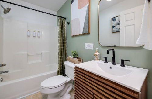 The Mountain Muse - Music, Games, HotTub, Sleeps12, PetsOk - Foto 41