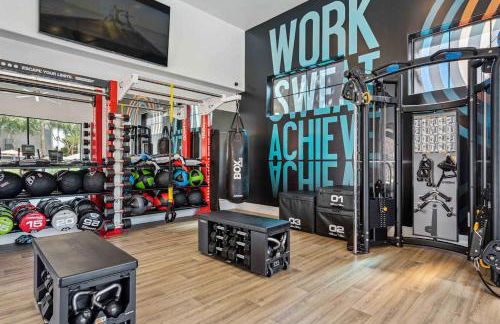 Boulevard Stays Quiet Modern 2BR Pickleball Pool Parking Gym 06 - Foto 4