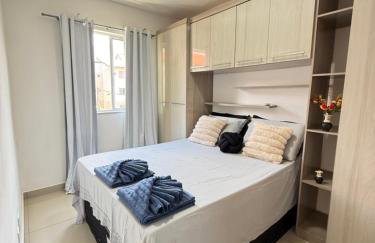 Apartamento 100 metros da praia com piscina - Foto 11
