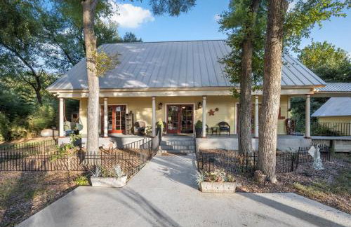 Waterfront & Pet-friendly 3-Acre Home with fire-pit - Photo 48