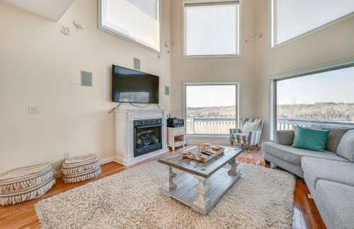 Lake Cumberland Home with Hot Tub and Game Room - Foto 1