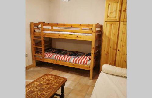 Charmant appartement 6-8 personnes au cœur du village à proximité lac et pistes de ski - Foto 10